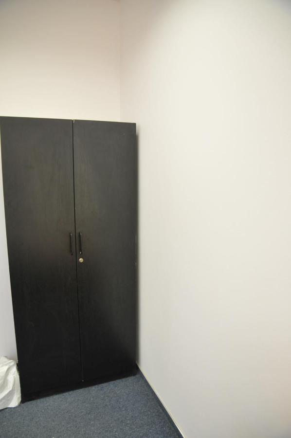 Economic Rooms- 24h Self Check-in Bed & Breakfast Poznan
